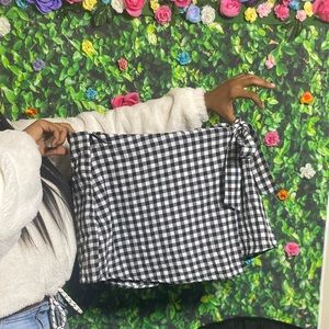 Black and white squared skort